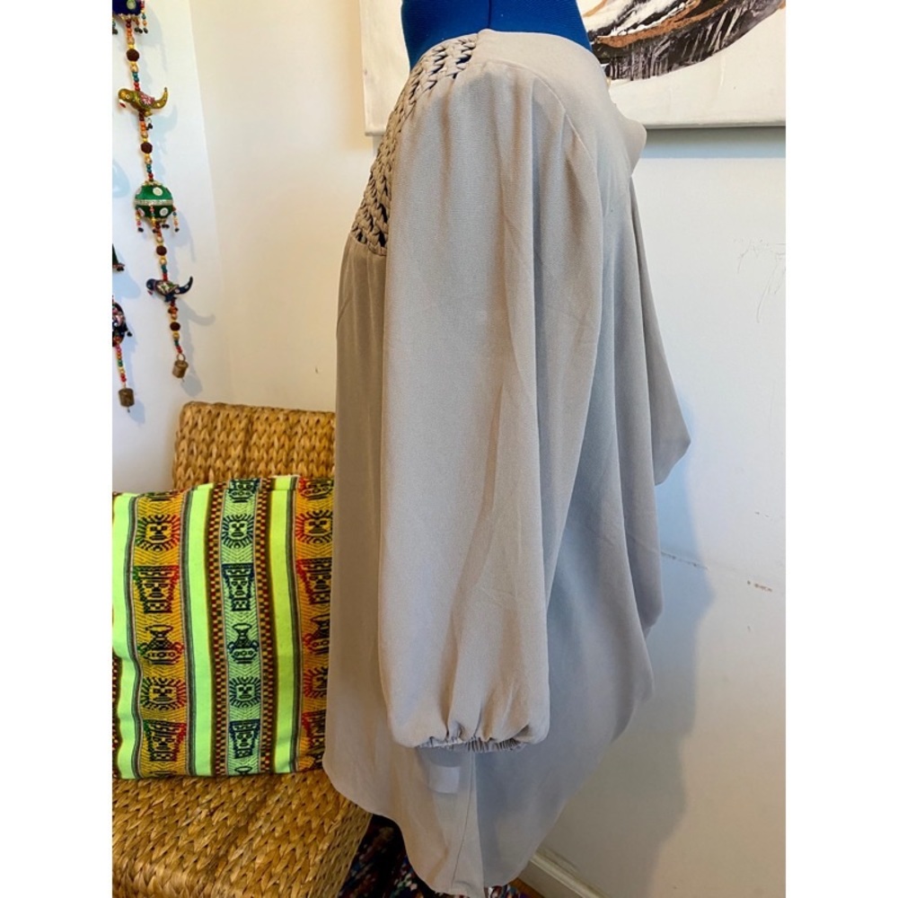 Studio Y 3/4 Sleeve Blouse - Picture 3 of 9